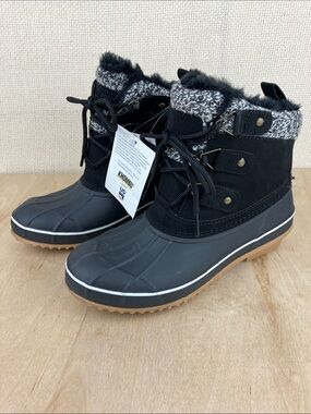 KHOMBU Keri Faux Fur Duck Boots NWT